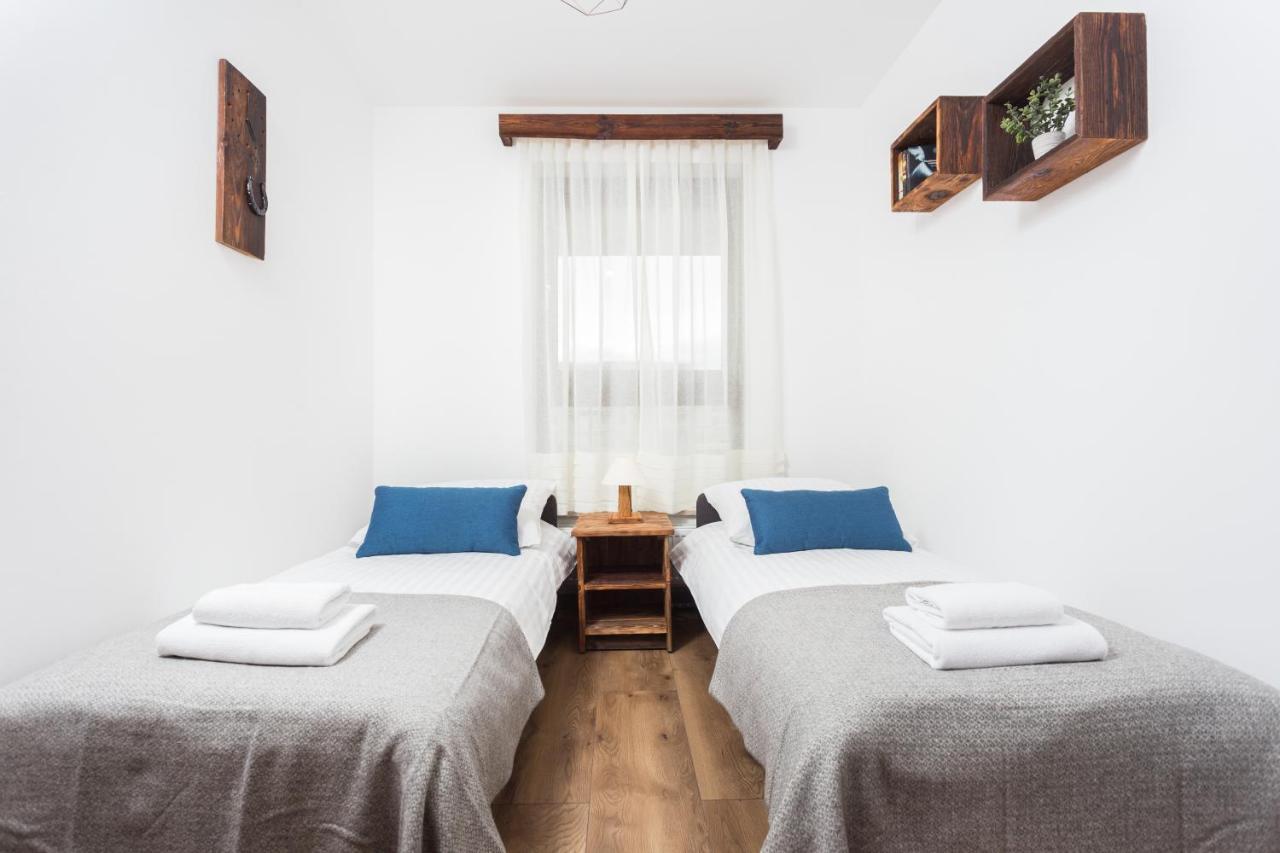 Of The Kings - Wolf Apartment Krakau